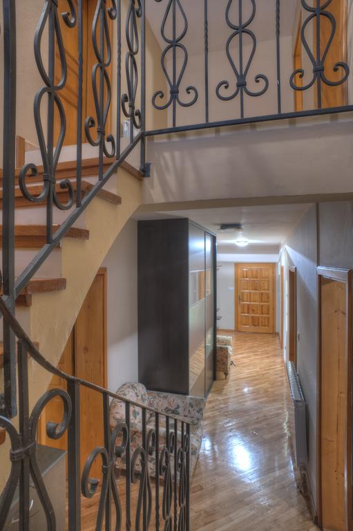 Guest House Zivkovic Sveti Stefan Εξωτερικό φωτογραφία