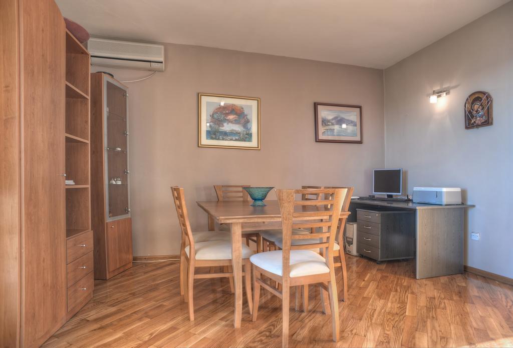 Guest House Zivkovic Sveti Stefan Εξωτερικό φωτογραφία