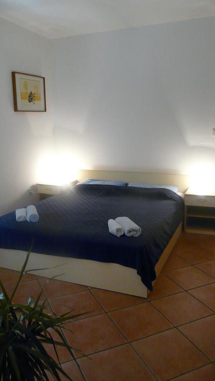Guest House Zivkovic Sveti Stefan Εξωτερικό φωτογραφία