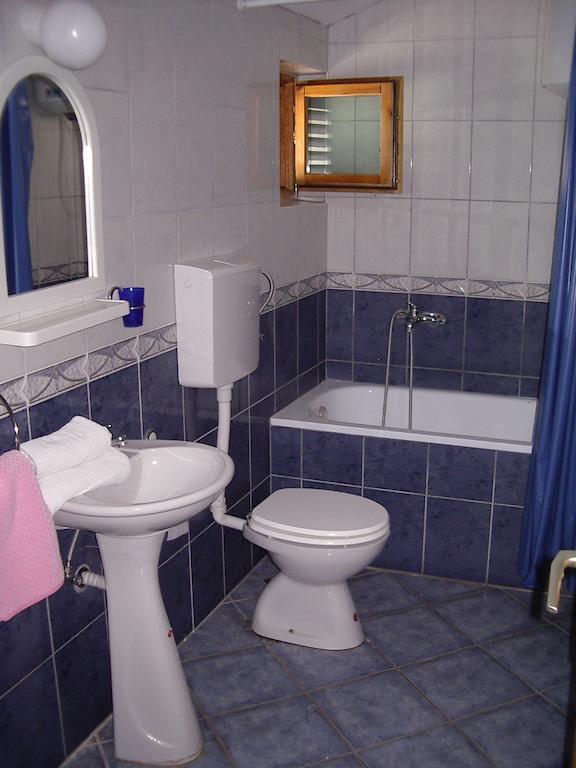 Guest House Zivkovic Sveti Stefan Εξωτερικό φωτογραφία